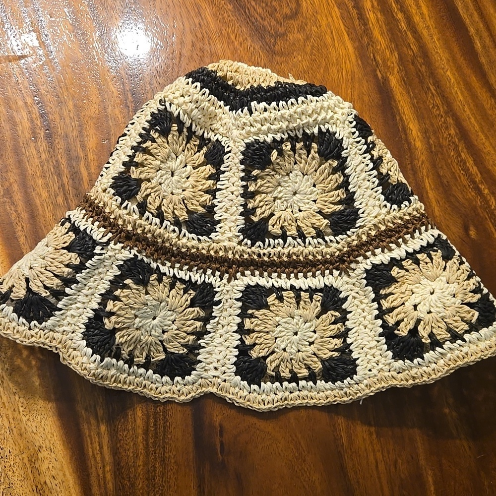 Anthropologie Granny Crochet Bucket Hat - Picture 2 of 3